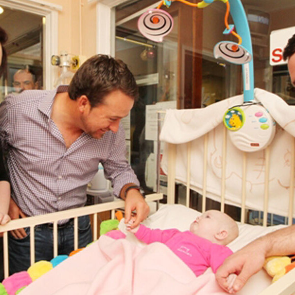Graeme visits Crumlin Childrens Hospital in December, 2012.
